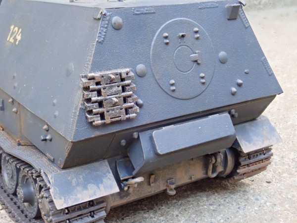 日本模型 ニチモ 1/35 エレファント モーターライズ Amazon.co.jp: ニチモ 1/35 エレファント モーターライズキット