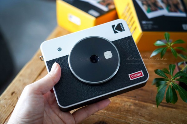 思い出をその場で印刷！ KODAK Mini Shot 3 Retro（PR） : トイロ公式 