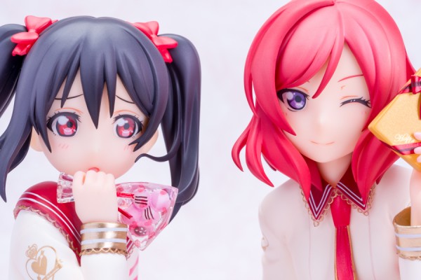 アルター ラブライブ スクールアイドルフェスティバル 矢澤にこ 西木野真姫 バレンタイン編 1 7 フィギュアレビュー 朱鷺長のフォトブログ