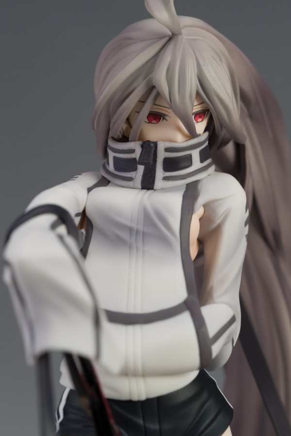 ファントムオブキル レーヴァテイン 完成品フィギュア