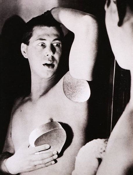 額装品/ヘルベルト バイヤー セルフポートレート1932年（バウハウス） Amazon.co.jp: ポスター バウハウス ヘルベルト バイヤー セルフポート