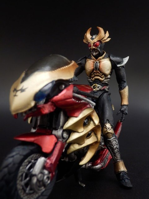 匠魂 仮面ライダーアギト＆マシントルネイダー Amazon | SIC/S.I.C.匠魂 Vol.8…『仮面ライダーアギト・ストーム