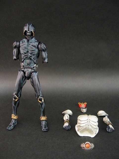 S.I.C. Vol.13 仮面ライダークウガ+匠魂ロボコン+イナズマン