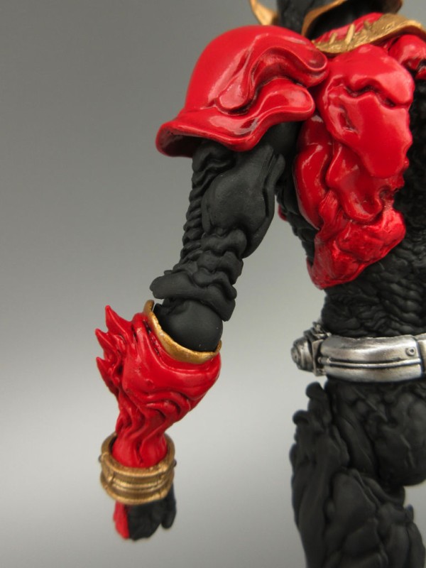 S.I.C. Vol.78 仮面ライダークウガ・マイティフォーム