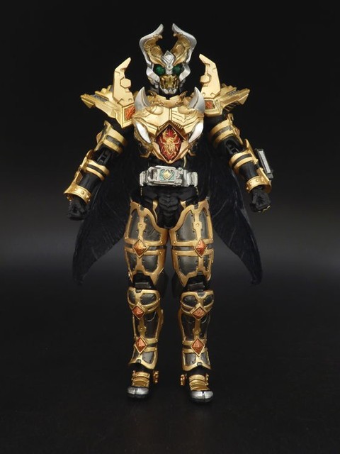 S.I.C. LIMITED 仮面ライダーギャレン・キングフォーム（可動性能