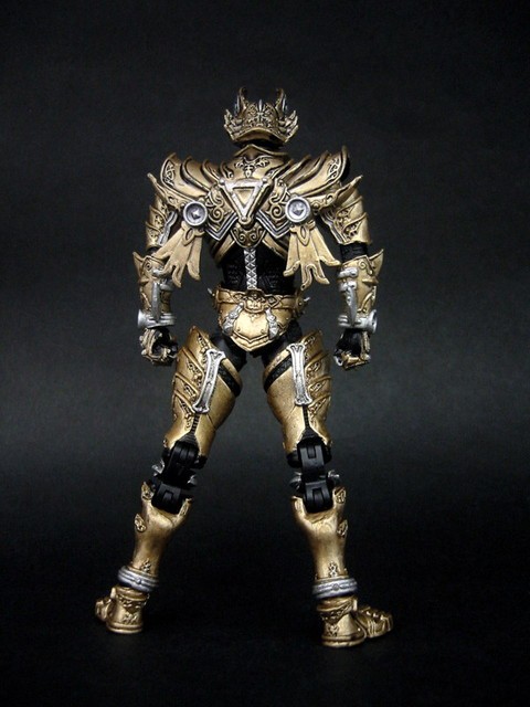 GARO 極魂 黄金騎士 牙狼翼人（魂ウェブ限定） g6bh9ry Amazon | BANDAI GARO 極魂 黄金騎士 牙狼翼人（魂ウェブ限定