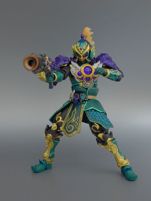 s.i.c 仮面ライダー龍玄 ブドウアームズ フィギュア S.I.C. 仮面ライダー龍玄 ブドウアームズ | 魂ウェブ