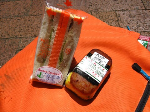 グアム Abc Stores スパムおにぎり Tommyのきままなグルメランチ日記