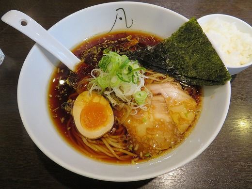 ハナタレナックス キングオブラーメン中央区編で放送されたらーめん 凡の風 純鶏出汁醤油 旅 食 酒 そして猫