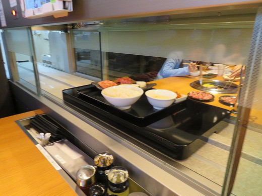 11月15日にオープンしたばかりの 特急焼肉せいざん で焼肉ランチ 旅 食 酒 そして猫