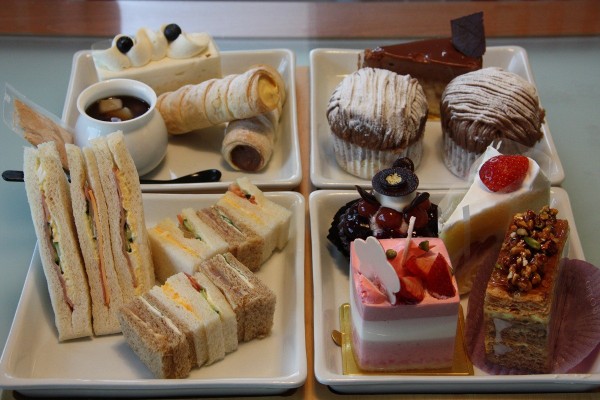 おうちでケーキバイキング ミニチュアダックス ミッキー