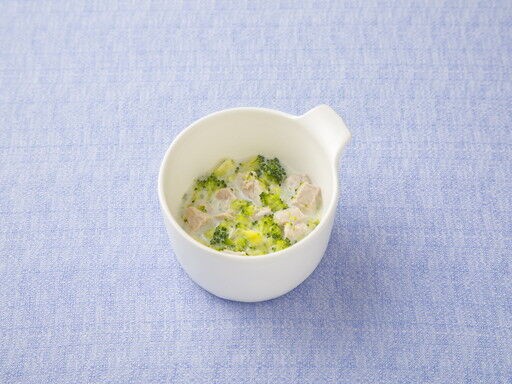 マグロとブロッコリーの味噌煮 保育園で働いていた管理栄養士藤原朋未がお届けする ママ楽ごはん マグロとブロッコリーの味噌煮 保育園で働いていた管理栄養士藤原朋未がお届けする ママ楽ごはん