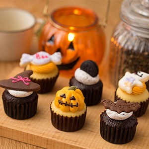 期間限定 数量限定 のお菓子 ハロウィンカップケーキ 人気のお取り寄せスイーツ おすすめはコレ