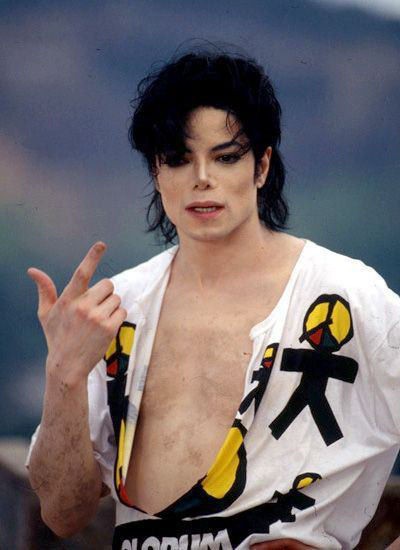 今もマイケルは肌を漂白していたと思ってる人が多い事に驚く ほっこり仏画とmichaeljacksonときどき手相