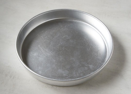 フチが高くて持ち運び安心 無印で買ったアルミトレー とりあえず暮らす