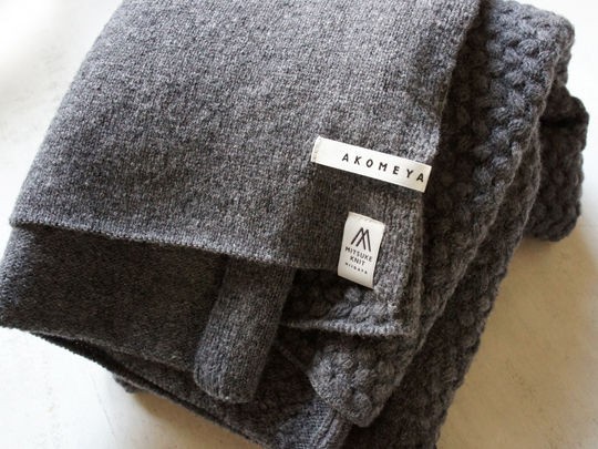 AKOMEYA TOKYOで買った2Wayストール : とりあえず暮らす