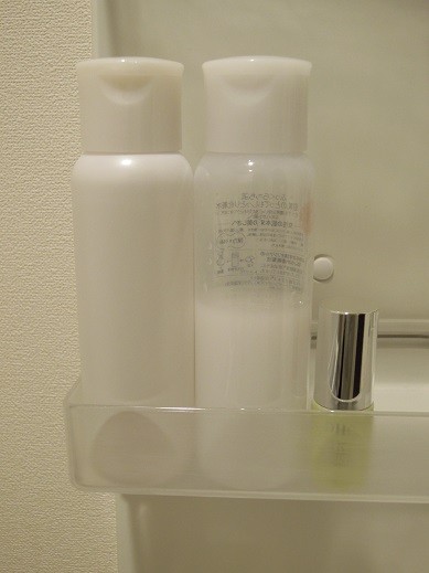 白いボトルの化粧水に関する情報更新 スッキリと暮らしたい