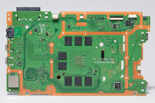 新型ps4分解リポート Apuの製造プロセス技術が16nm Finfetに切り替わり 消費電力や発熱が抑えられた 将来的には さらに小型のps4が登場してくる可能性もありそう ゲーハーking速報