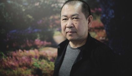 シェンムー生みの親 鈴木裕 最近のオープンワールドはただ単に広いだけ シェンムー3はチュートリアルがあって ストーリーをただ追いかける 一本道のゲームとはわけが違う ゲーハーking速報