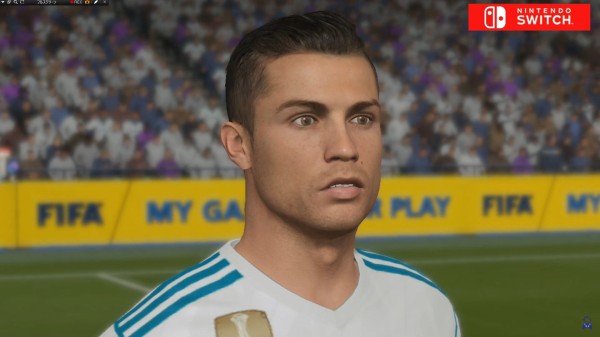 スイッチ版 Fifa 18 にて珍妙なバグが大量発生 黒影になったり 選手の顔が青と緑のパネル柄に Ps4版との比較映像ではスイッチ版の草が芝刈りされ観客がドット姿にｗｗ ゲーハーking速報