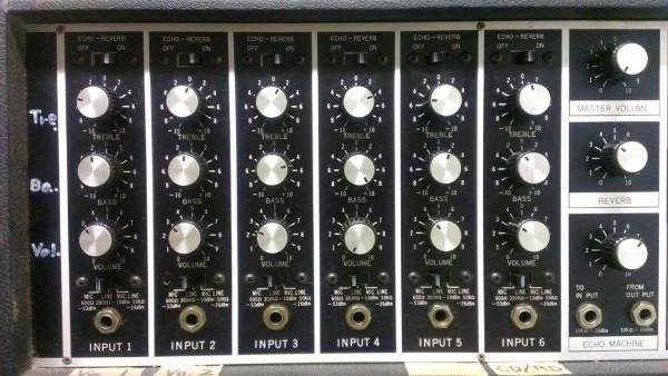 ELK (エルク) PA - 101 僕のPA アンプ ! ～出張ミニ ライブ 用