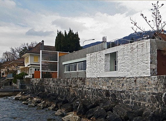 小さな家 うろたえる紙魚は泳ぐ