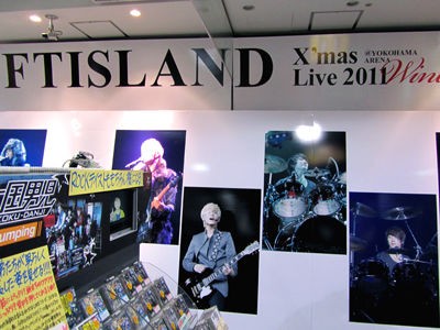 M!LK ニューアルバム『M!Ⅹ』2025年3月5日発売 - TOWER RECORDS
