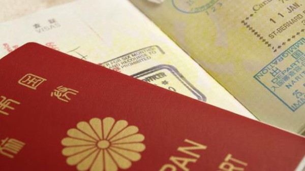 中国 スペインで日本の偽造パスポートで出国しようとした中国系の女2人を逮捕 海外 トーイチャンネット 時事ネタ
