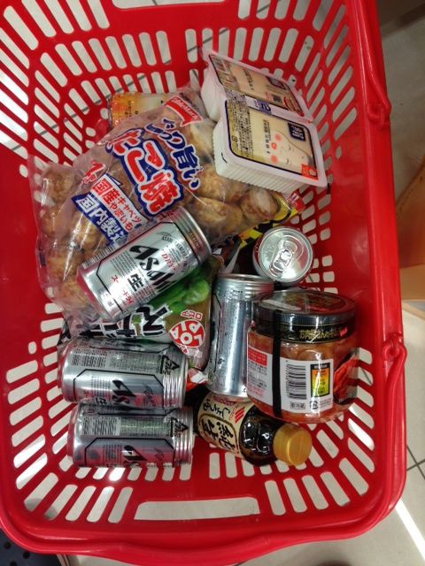 神奈川県都筑区大型スーパー ロピア に夜食を買いに行ってきました 安い スーパー 横浜 オススメ 食材 買うなら 買い物 ランキング タイムセール とあるバイヤーの全国食べ歩き日記