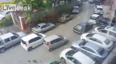 無断駐車する車がいた 前に駐車して出られなくしたら無断駐車した車の持ち主から 迷惑駐車してくれたおかげで俺の車が丸一週間動かせなかったから謝罪に来い と言われた 基地沢直樹 復讐 修羅場 Dqn返し 2chスカッとする話まとめ