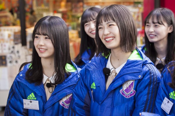 乃木坂46 ベンチコート アディダス adidas ベンチコート2014FWモデル