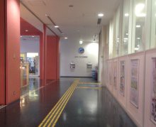 002 阪急 西宮北口駅 西宮市立北口図書館 西宮ガーデンズ 15 1 7 電動車いす さるさる横丁