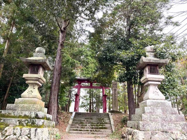 葛城市當麻 木花咲弥姫命とその父 夫神がご祭神の 當麻山口神社 勝手に堺市広報大使
