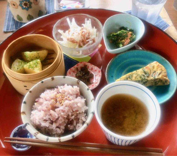 奈良県桜井駅周辺にある美味しいカフェレストラン マジック マレット で えんとつ町のプペル を読んだ話 勝手に堺市広報大使