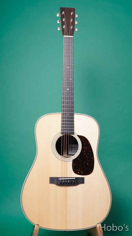 SAKATA GUITARS D-28M & D-28B【試奏レビュー】 : 木の温もりを鉄弦に