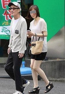 やしきたかじんの嫁は フェイスブックで知り合った韓国人でホステス トレンディングなう