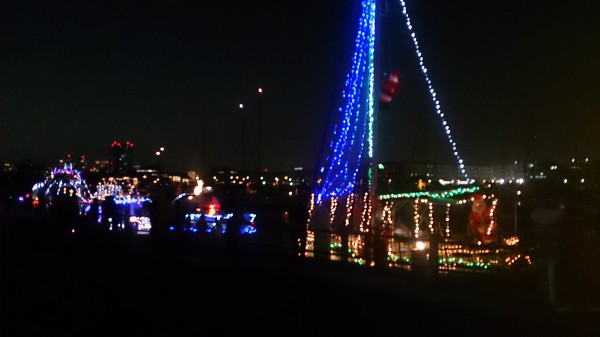 お台場花火ナイトクルーズと夢の島マリーナクリスマスイベント トラブったトラベル お台場花火ナイトクルーズと夢の島マリーナクリスマスイベント トラブったトラベル