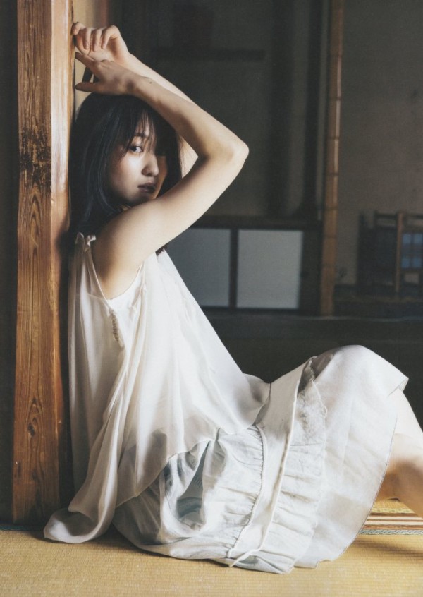 欅坂46 菅井友香 水着 ランジェリー画像 グラフォトbox E