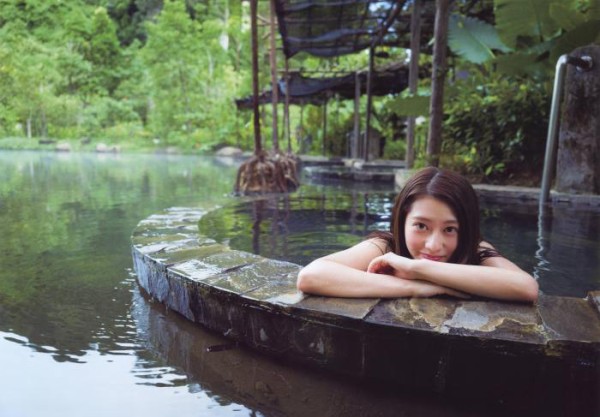 乃木坂46 桜井玲香 1st写真集 自由ということ の水着画像 グラフォトbox E