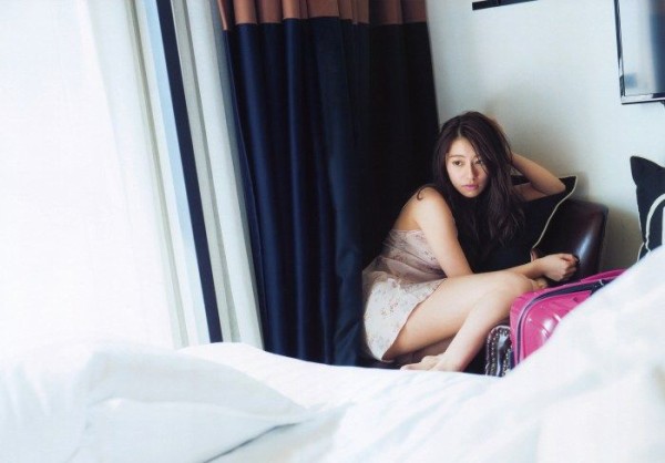 乃木坂46 桜井玲香 1st写真集 自由ということ の水着画像 グラフォトbox E