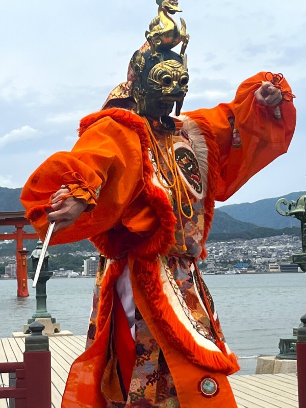 宮島・厳島神社・舞楽（雅楽）＠廿日市・広島 : Everyday Luxe