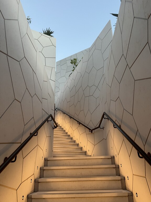 万博最難関 サウジアラビアレストラン「IRTH（イルス