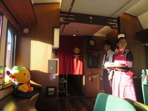 ｊｒ四国 観光列車 伊予灘ものがたり 愛媛 津田千枝 ブログ