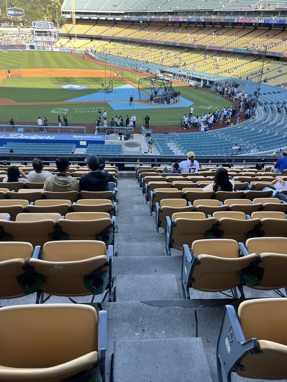 超貴重 ロサンゼルス ドジャース スタジアム シート 観客用
