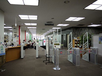 スタバ名古屋大学附属図書館店 つくしの小さなカフェのものがたり