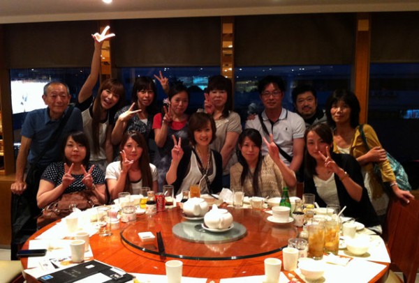 海外旅行 出張のお共に 上海問屋の 3in1 電源プラグ 変換アダプター コンセント変換アダプター が格安 堤清明のこれいいじゃん