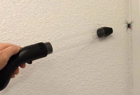 害虫を叩き潰すのではなく 吸い取り捕獲するための害虫捕獲器 虫バキュームハンター 堤清明のこれいいじゃん