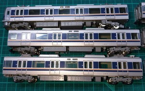 TOMIXの321系 : 列車番号T-TAKE(てぃーていく)