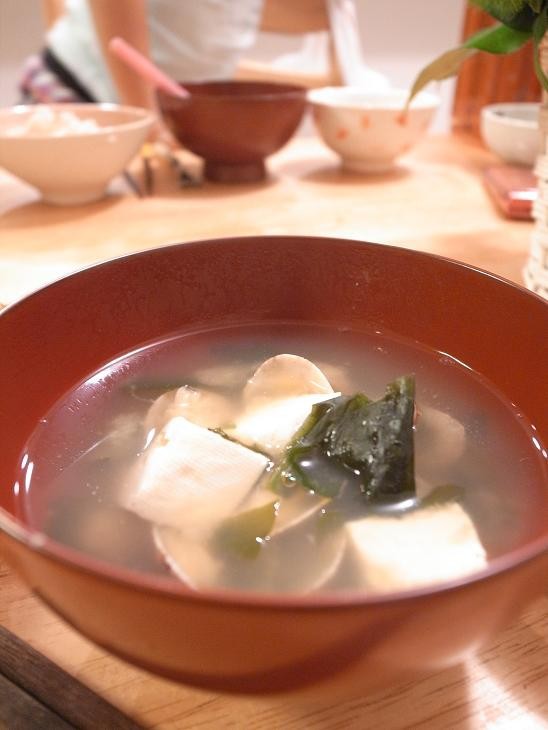 子手伝いな あさりとワカメと豆腐の味噌汁 名古屋でのパパ子料理終了 ビストロパパ パパ料理のススメ