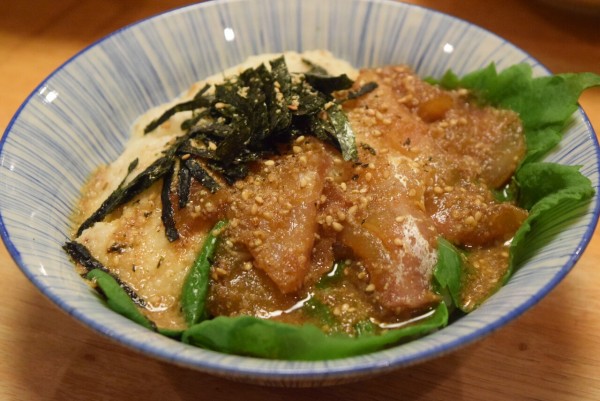 煮きりみりんと醤油で 鯛の漬け丼 山芋といっしょでボリュームアップ お茶漬けにしてもいいなあ ビストロパパ パパ料理のススメ